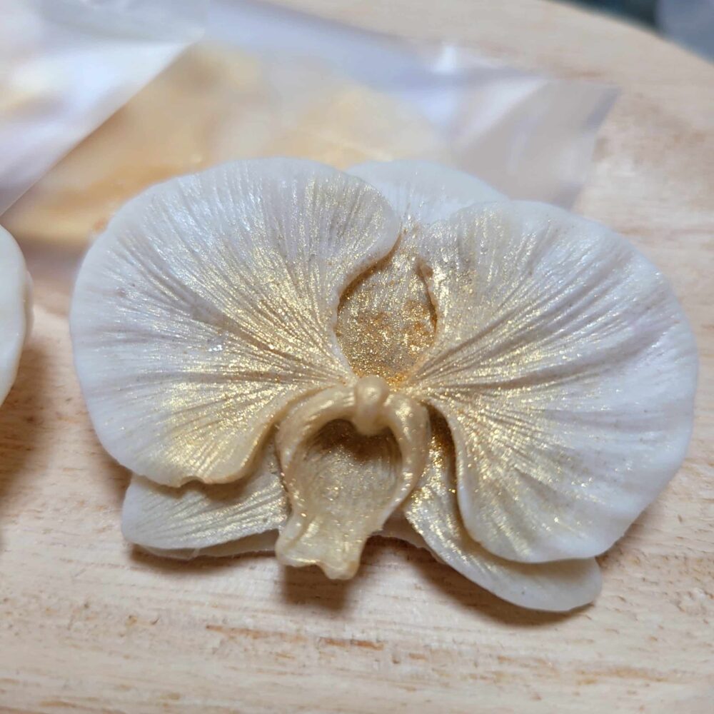 Orchidée blanc/doré - fondant de cire parfumé – Image 3